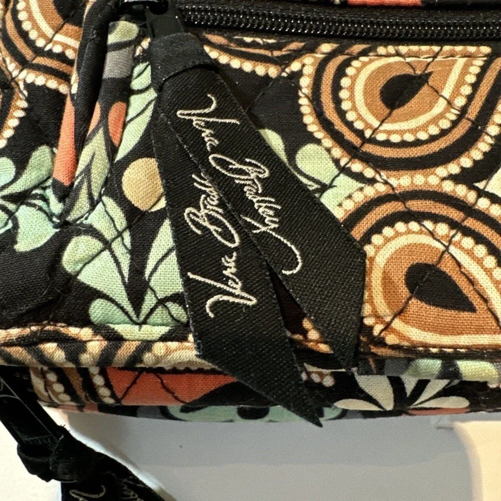 Vera Bradley Paisley Pink Wristlet Wallet Floral W/ Crossbody Strap‎ 7 Card Cap - Picture 9 of 9